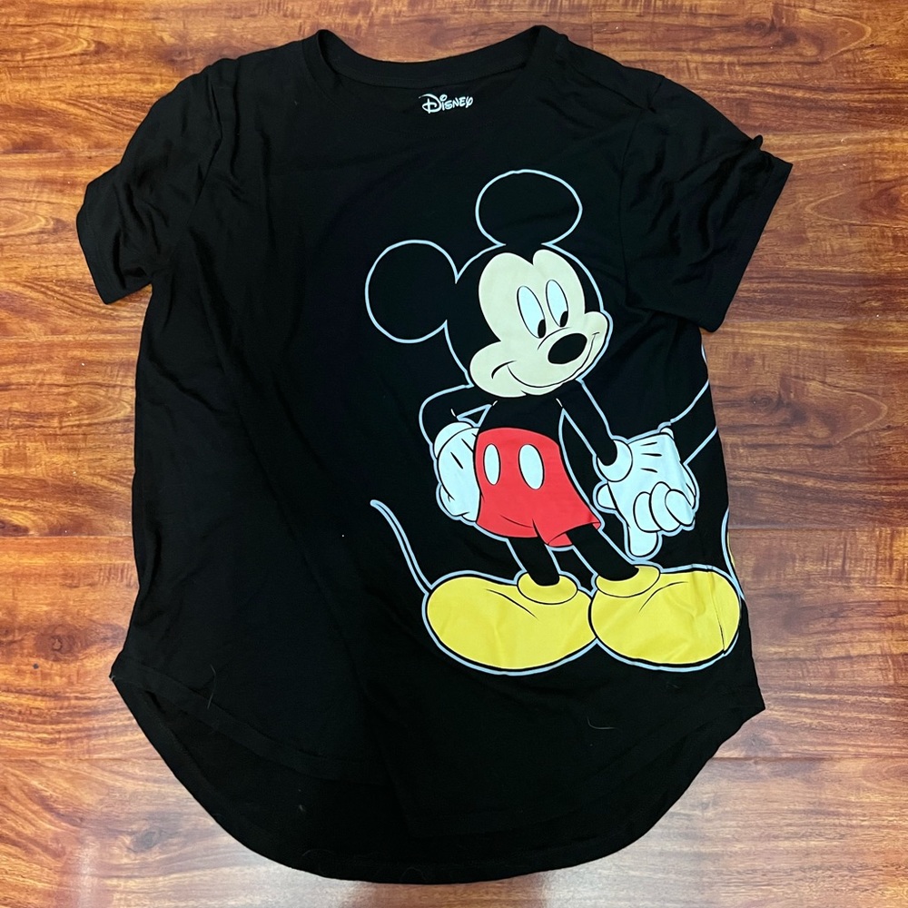 Disney Mickey/Minnie T shirt